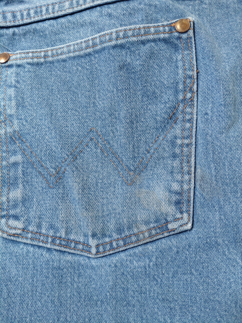 Vintage Wrangler Cowboy Cut Jeans 1970s USA Made Vertical Fly Tag Boot Zipper - Picture 7 of 16